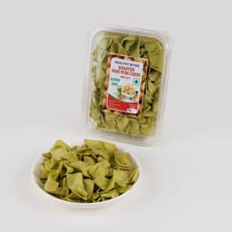 Roasted Pani Puri Chips 200 GMS made with pani puri flavoring, hygienically packed for freshness and crispy texture.