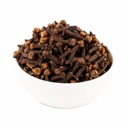 Whole Lavang cloves 25 Gms displayed in a wooden bowl for cooking